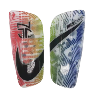 Ochraniacze piłkarskie Mercurial